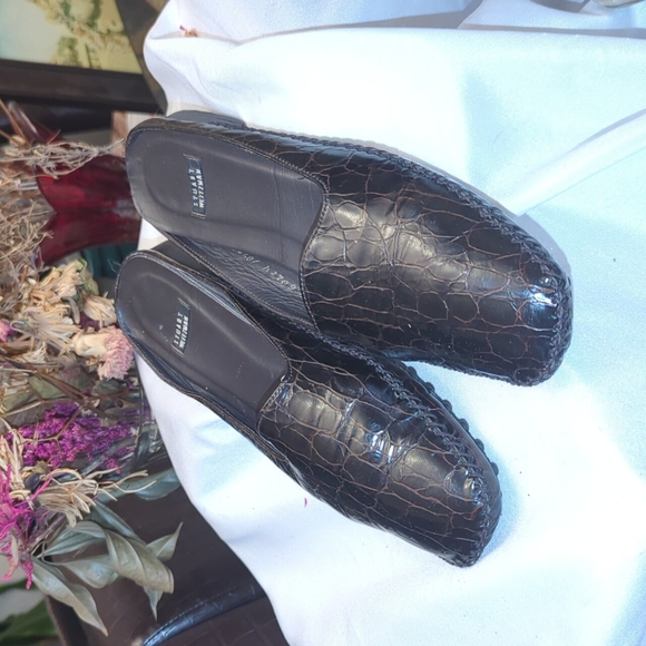 Stuart Wietzman reptile embossed flat - Picture 2 of 6